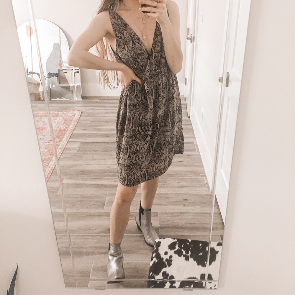 CONVERSE SNAKE PRINT BABYDOLL TANK DRESS - Picture 4 of 7